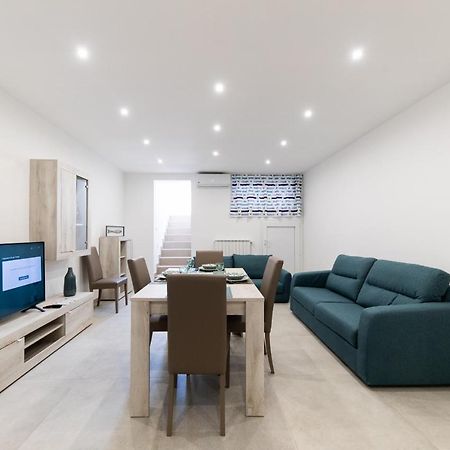 Plume Apartment By Wonderful Italy Bari Exteriör bild