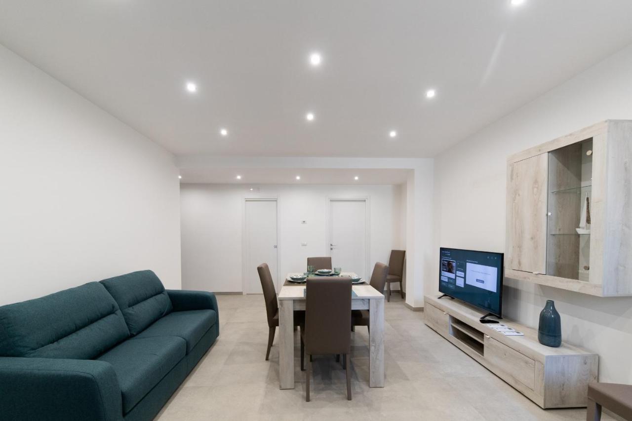 Plume Apartment By Wonderful Italy Bari Exteriör bild